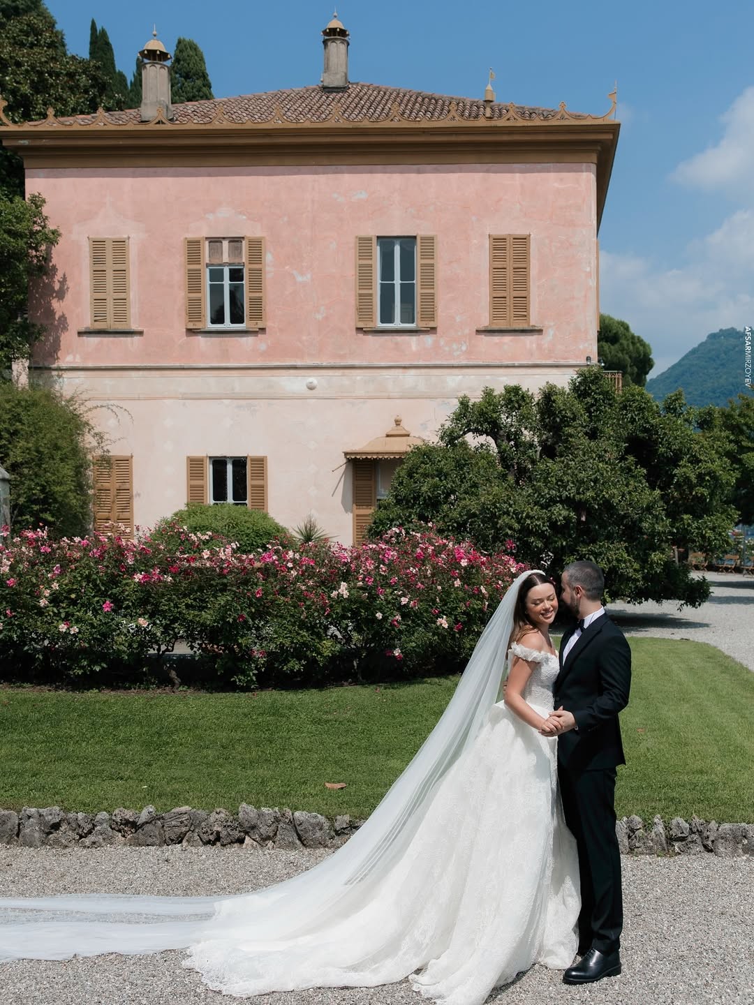 Azərbaycanlı bloger İtaliyada özünə toy etdi - FOTOLAR (VİDEO)